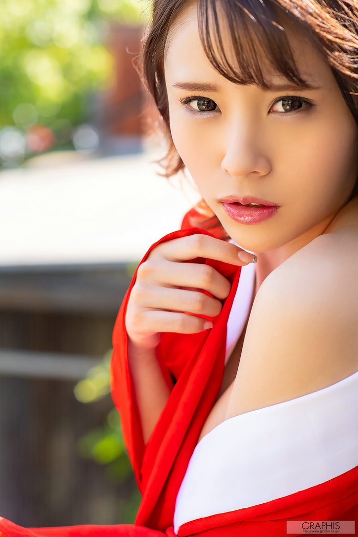 [Graphis Gals] NO.432 Mayuki Ito 伊藤舞雪 Snow Dance-优选资源网